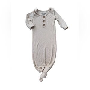 Caden Lane Size Newborn - 3 Months Neutral Tan Waffle Knit Bamboo Sleeper Gown